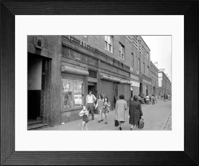 Framed Print : Poverty / Children / Scotland. Black Hills of Glasgow feature Framed Print : Poverty / Children / Scotland. Black Hills of Glasgow feature