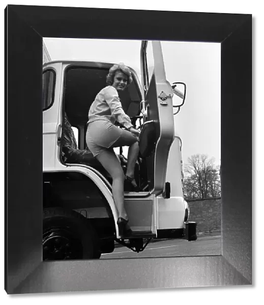 Miss Elaine Jent a heavy goods lorry driver with B. R. S. April 1975 75-1834-001