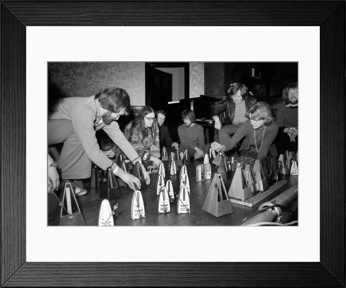 Framed Print : A recital for 100 metronomes staged in a London rehearsal room April 1975 75-1720-004 Framed Print : A recital for 100 metronomes staged in a London rehearsal room April 1975 75-1720-004
