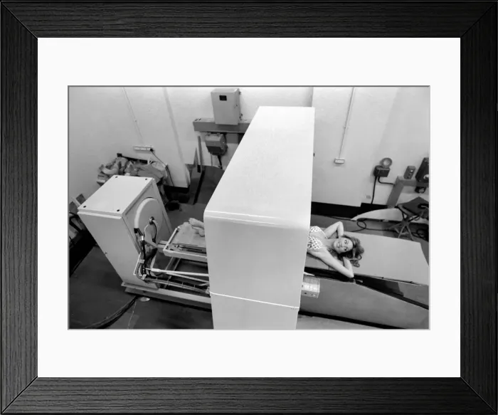 Framed Print : Model Gillian Duxbury in E. M. I. X-Ray scanner. April 1975 75-1905-009 Framed Print : Model Gillian Duxbury in E. M. I. X-Ray scanner. April 1975 75-1905-009