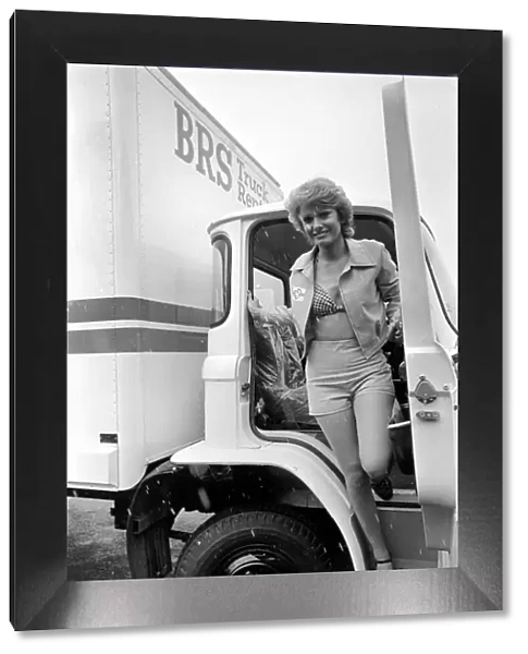 Miss Elaine Jent a heavy goods lorry driver with B. R. S. April 1975 75-1834-008