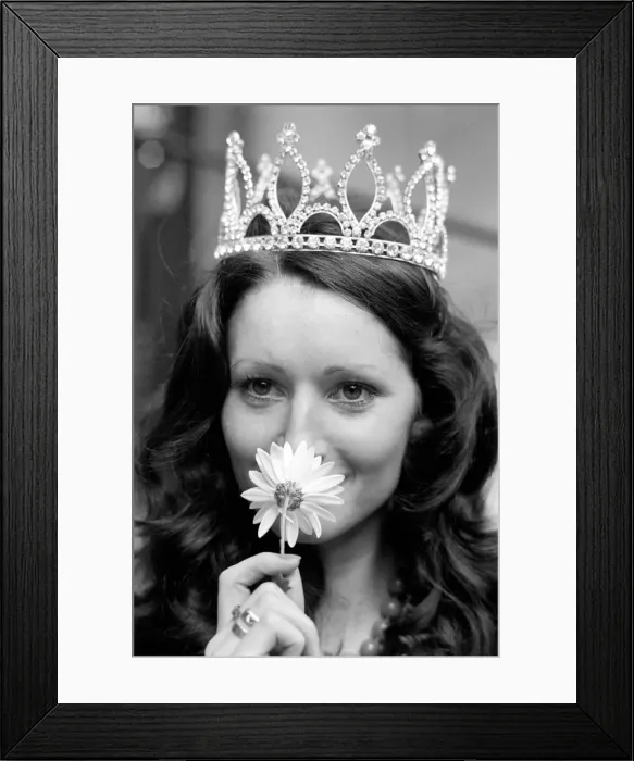 Framed Print : Miss beautiful eyes 1975. 24 year old, hazel coloured eyes Framed Print : Miss beautiful eyes 1975. 24 year old, hazel coloured eyes