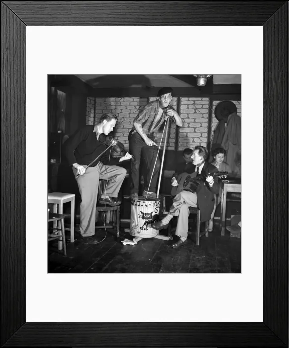 Framed Print : Skiffle group belived to be called the Black Cat seen here performing in a pub Framed Print : Skiffle group belived to be called the Black Cat seen here performing in a pub