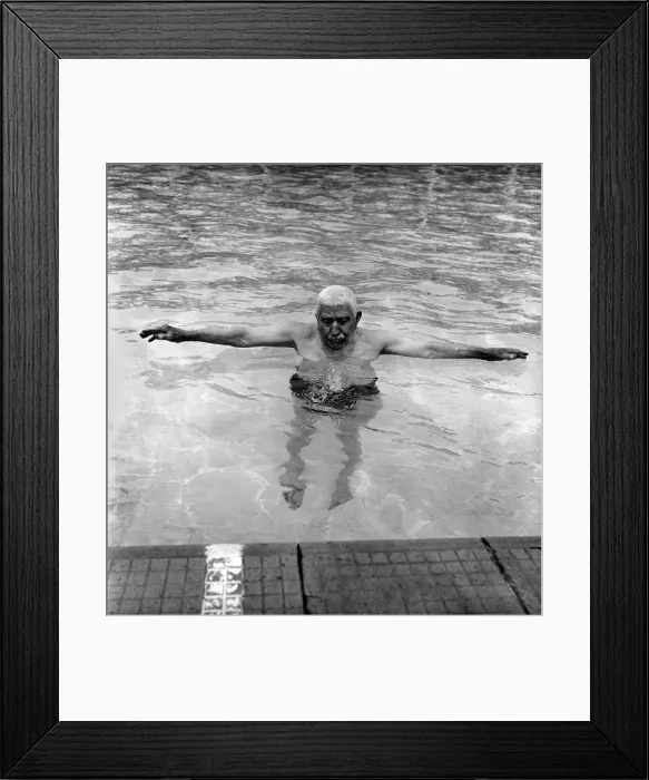 Framed Print : William Johnson 90 year old swimmer seen here taking exercise at his local pool Framed Print : William Johnson 90 year old swimmer seen here taking exercise at his local pool