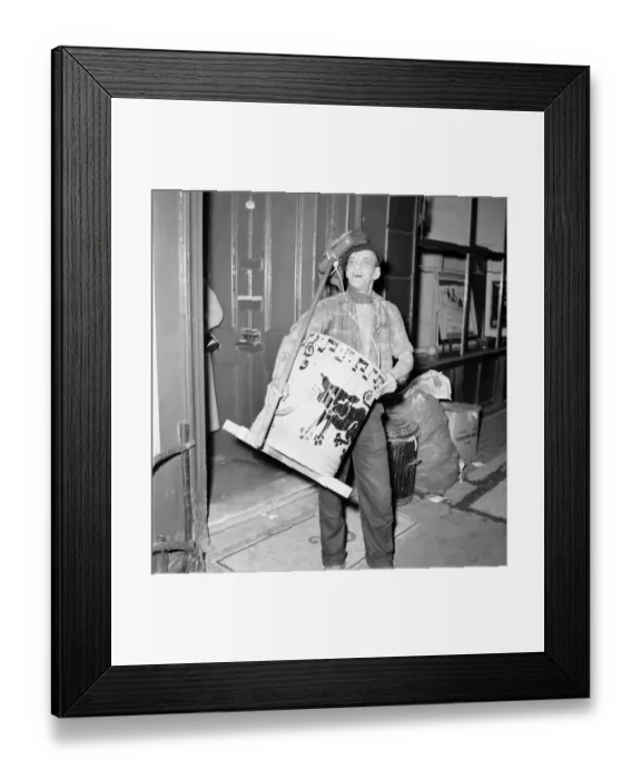 Framed Print : Skiffle group belived to be called the Black Cat seen here setting up in a pub before a Framed Print : Skiffle group belived to be called the Black Cat seen here setting up in a pub before a