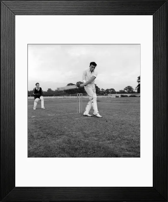 Framed Print : Joe Shoebridge one armed cricket player seen here at the crease