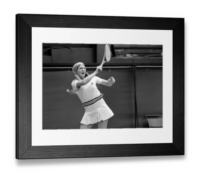 Framed Print : Wimbledon 1980. 7th day. Wade vs. Jaeger on the Centre court today. June 1980 80-3384-040