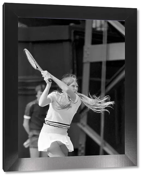 Wimbledon 80, 3rd Day. June 1980 80-3308-023