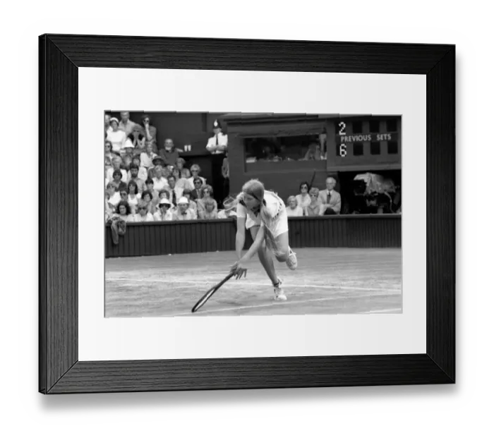 Framed Print : Wimbledon 1980. 7th day. Wade vs. Jaeger on the Centre court today. June 1980 80-3384-037