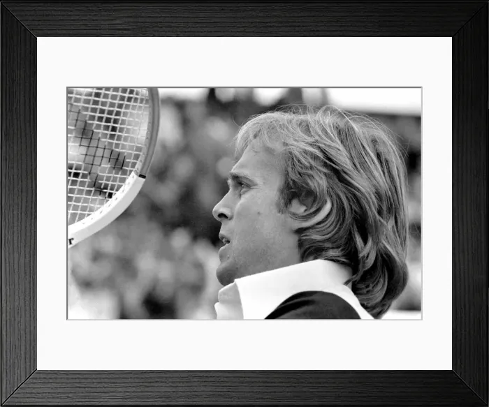 Framed Print : Wimbledon 1980: 2nd day. John Lloyd. June 1980 80-3290-031 Framed Print : Wimbledon 1980: 2nd day. John Lloyd. June 1980 80-3290-031