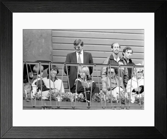 Framed Print : Wimbledon 1980: 2nd day. Chris Evert-Lloyd watching her husband. June 1980 80-3290-029 Framed Print : Wimbledon 1980: 2nd day. Chris Evert-Lloyd watching her husband. June 1980 80-3290-029