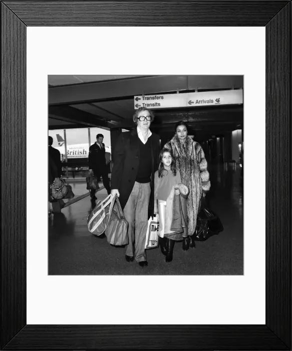 Framed Print : Entertainment: Film Actor: Michael Caine and wife Shakira and daughter Natasha (7