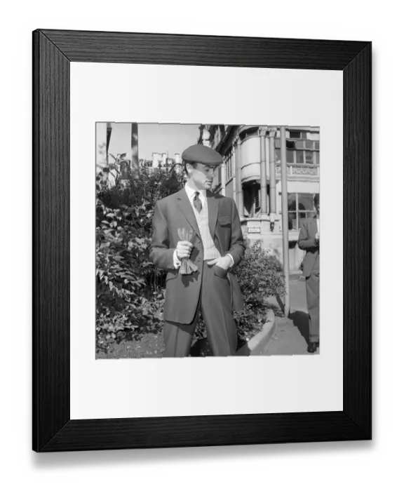 Framed Print : Clothing: Fashion: Menswear: Mens fashion show in Central London. 1962 B1257