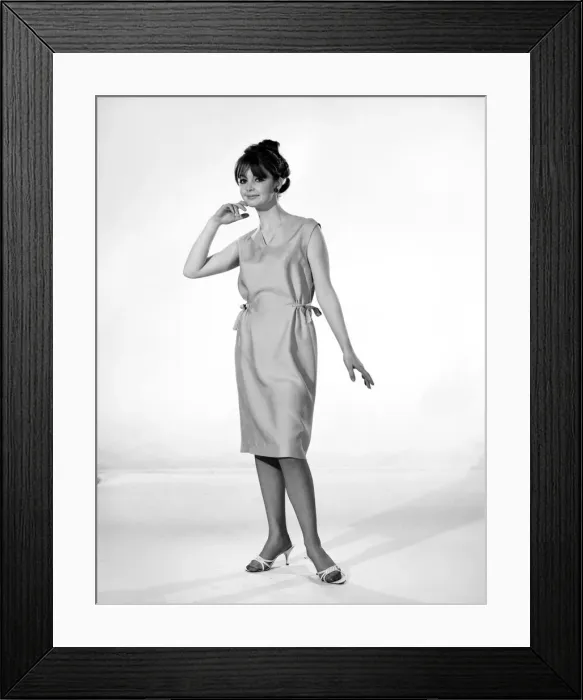 Framed Print : Clothing: Fashion: Dress: Draw string dress modelled by Carol Hartley. 1966 B1897-002 Framed Print : Clothing: Fashion: Dress: Draw string dress modelled by Carol Hartley. 1966 B1897-002