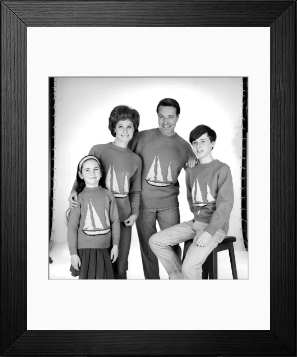 Framed Print : Family wearing Chichester sweaters in celebration of Sir Francis Chichester round Framed Print : Family wearing Chichester sweaters in celebration of Sir Francis Chichester round