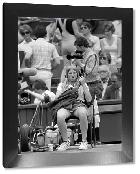 Wimbledon 1980. 7th day. Wade vs. Jaeger on the Centre court today. June 1980 80-3384-046