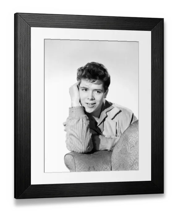 Framed Print : Singer Cliff Richard. Circa 1958 Framed Print : Singer Cliff Richard. Circa 1958