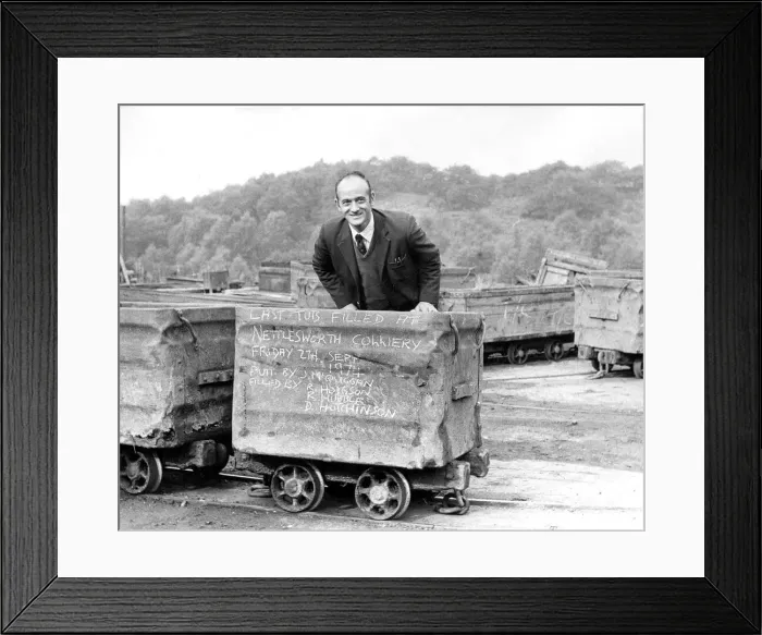 Framed Print : Mr. Richard Jones with the last tub from Nettlesworth Colliery Framed Print : Mr. Richard Jones with the last tub from Nettlesworth Colliery