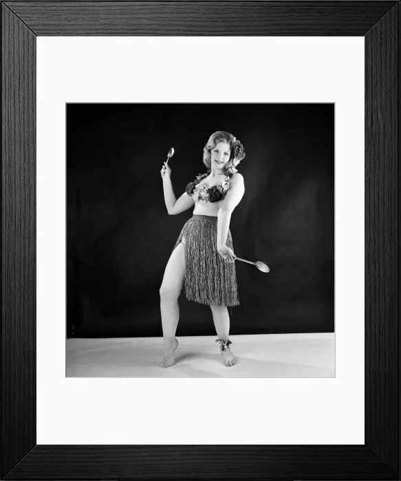 Framed Print : Hula girl costume modelled by Peggy Cage. E500-006 Framed Print : Hula girl costume modelled by Peggy Cage. E500-006