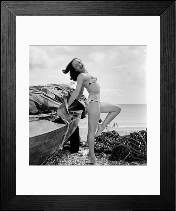 Framed Print : Ballerina Anne Youngman modelling beachwear fashions. 1960 E466-002 Framed Print : Ballerina Anne Youngman modelling beachwear fashions. 1960 E466-002