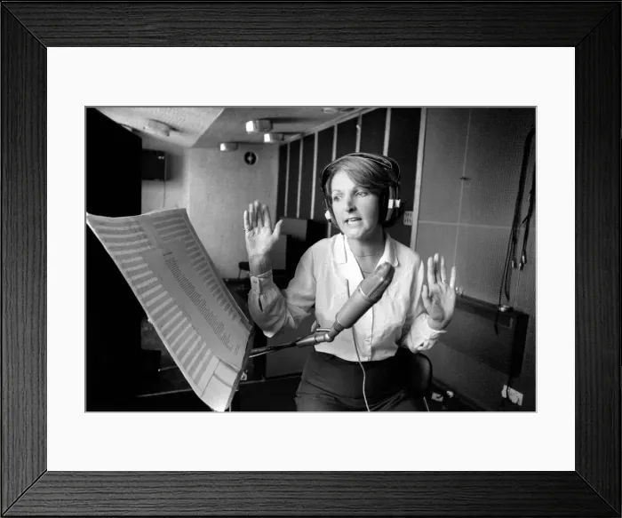Framed Print : Actress Penelope Keith makes a record about a Dachsund dog. June 1980 80-03067-001 Framed Print : Actress Penelope Keith makes a record about a Dachsund dog. June 1980 80-03067-001