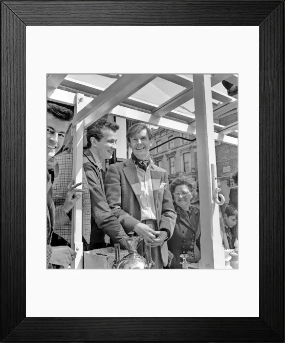 Framed Print : T. V. Barrow boys seen here at a unnamed London market John Fabian