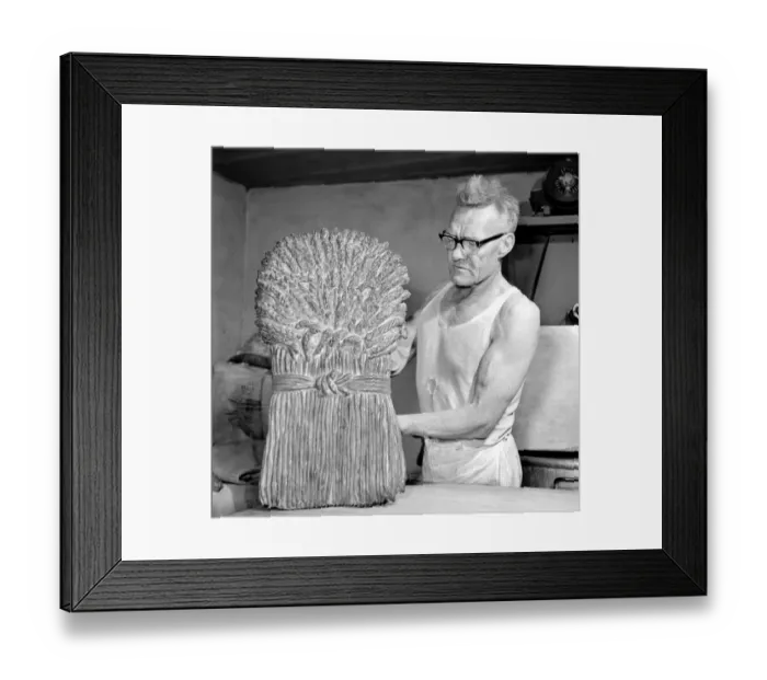 Framed Print : Occupation: Baker: Master baker John Nixey seen here creating sculptures out of bread in