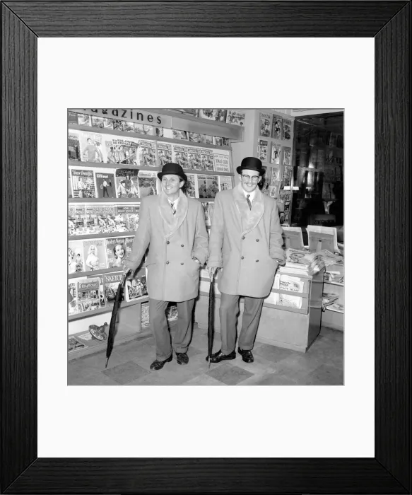 Framed Print : Bowler hatted gentleman paper boys. Tom Hofferton and Stan Stevens. 1966 A569-002 Framed Print : Bowler hatted gentleman paper boys. Tom Hofferton and Stan Stevens. 1966 A569-002
