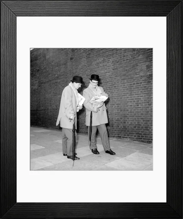Framed Print : Bowler hatted gentleman paper boys. Tom Hofferton and Stan Stevens. 1966 A569-005 Framed Print : Bowler hatted gentleman paper boys. Tom Hofferton and Stan Stevens. 1966 A569-005