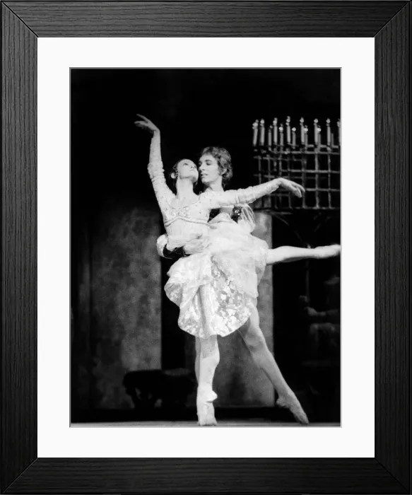 Framed Print : Pictured rehearsing at the Royal Opera House in London Framed Print : Pictured rehearsing at the Royal Opera House in London