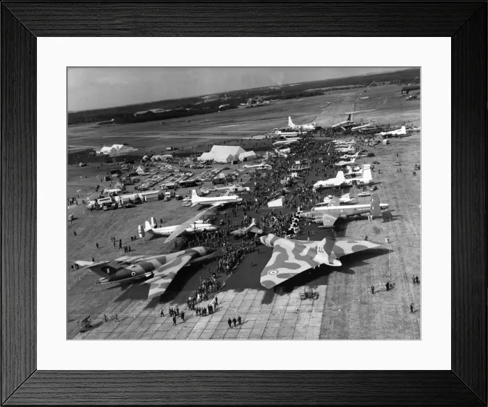Framed Print : Farnborough air show opens after two-year break. A birds Framed Print : Farnborough air show opens after two-year break. A birds