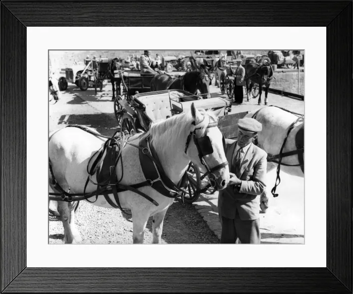 Framed Print : Dame Sybil Hathway, feudal ruler of the Channel Island of Sark