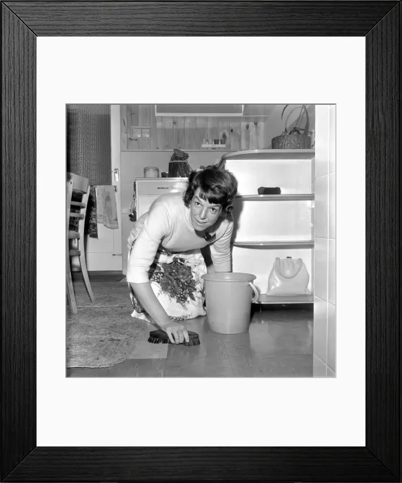 Framed Print : Domestic Life: Washing and cleaning a house wifes work is never done. February 1969 Framed Print : Domestic Life: Washing and cleaning a house wifes work is never done. February 1969