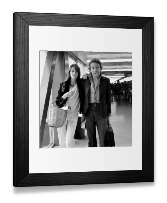 Framed Print : Jane Birkin and Serge Gainsbourg at London Airport April 1977 Framed Print : Jane Birkin and Serge Gainsbourg at London Airport April 1977