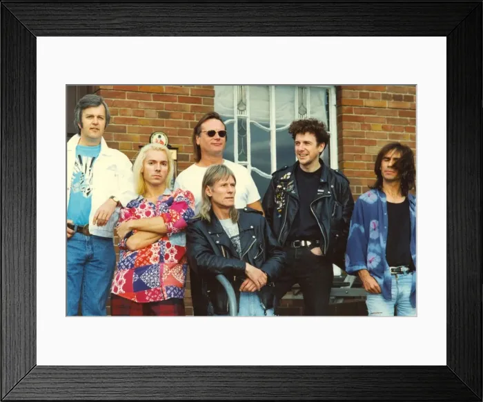 Framed Print : Hilton Valentine (front centre), former guitarist with The Animals Framed Print : Hilton Valentine (front centre), former guitarist with The Animals