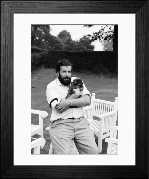 Framed Print : TV Zoologist Grahame Dangerfield. 1963 A978-007 Framed Print : TV Zoologist Grahame Dangerfield. 1963 A978-007