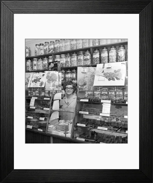 Framed Print : Sweetshops and shop assistants. 1960 A1204-007 Framed Print : Sweetshops and shop assistants. 1960 A1204-007