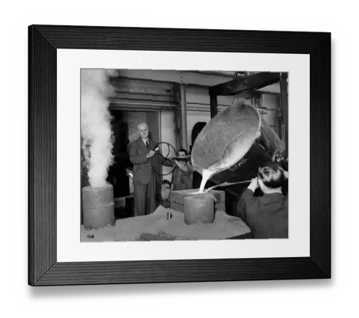 Framed Print : A new £35, 000 foundry was officially opened at the Bredbury, Cheshire Framed Print : A new £35, 000 foundry was officially opened at the Bredbury, Cheshire