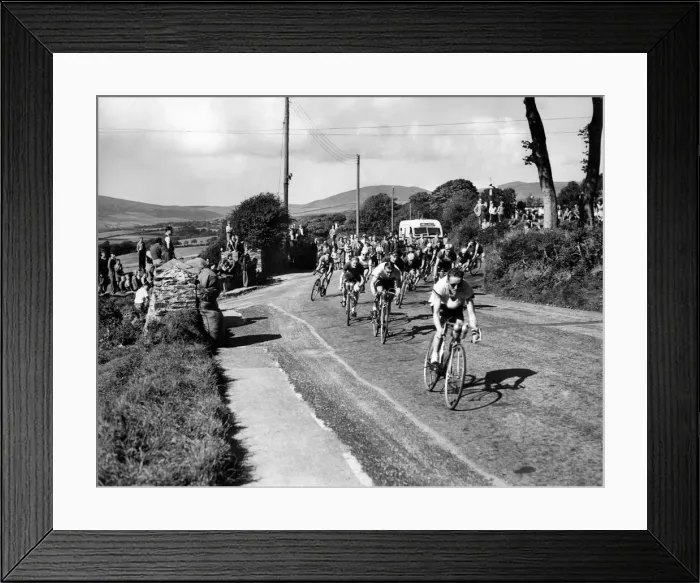 Framed Print : Sport: Cycling. N. C. U. National Massed Start Championship over the Clypse circuit Framed Print : Sport: Cycling. N. C. U. National Massed Start Championship over the Clypse circuit
