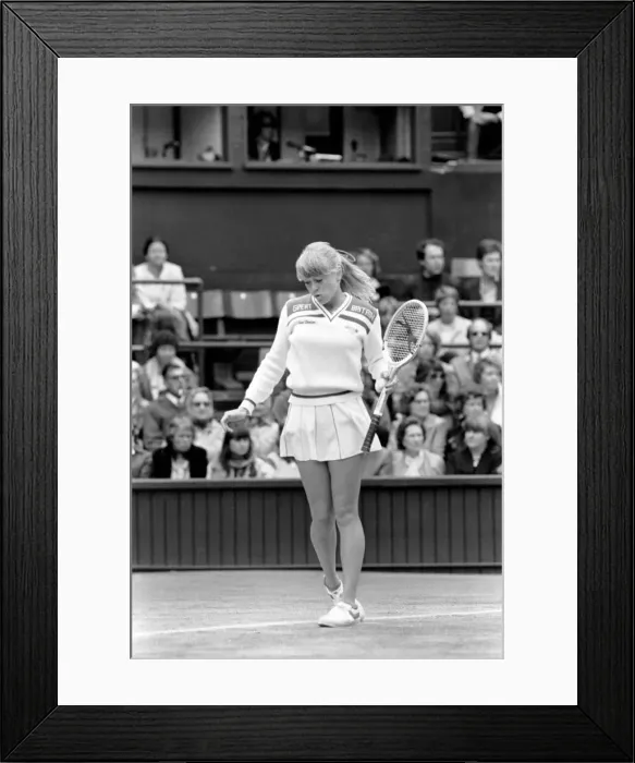 Framed Print : Wimbledon 1981: Singles: Good win for Sue Barker against Miss B. Bunge Framed Print : Wimbledon 1981: Singles: Good win for Sue Barker against Miss B. Bunge