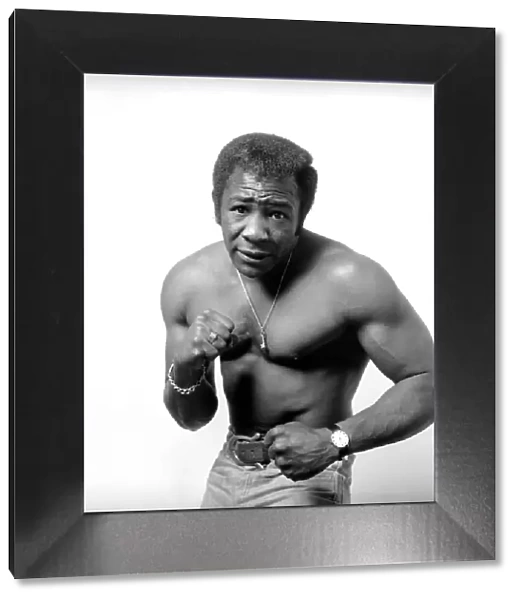 Boxer: Jim Hendrickson. December 1975 S75-6453-001