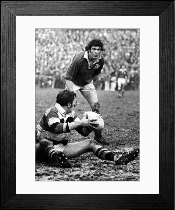 Framed Print : Sport - Rugby - Gareth Jenkins, Llanelli RFC v Pontypool RFC - March 1975 - Western Mail Framed Print : Sport - Rugby - Gareth Jenkins, Llanelli RFC v Pontypool RFC - March 1975 - Western Mail