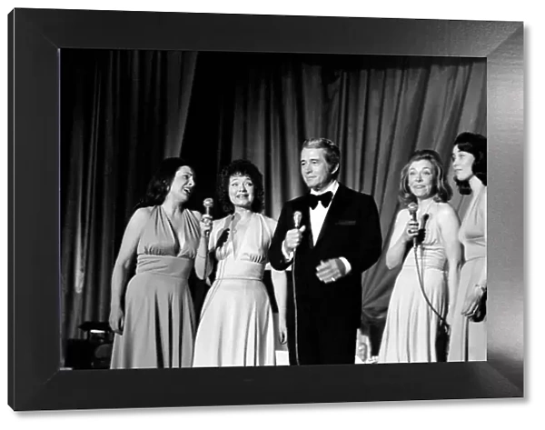 American singer Perry Como in Southport. April 1975 75-1969-006