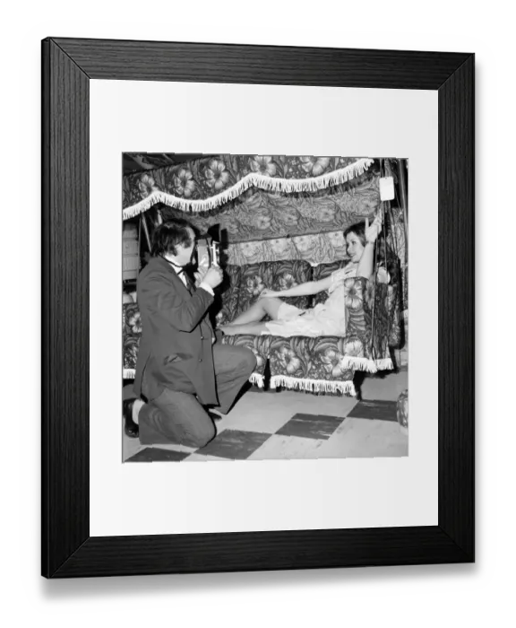 Framed Print : Miss UK Helen Morgan, opens the new Home Building Department at Kennedys in Eastleigh Framed Print : Miss UK Helen Morgan, opens the new Home Building Department at Kennedys in Eastleigh