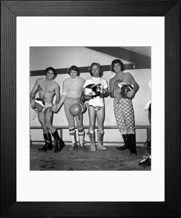 Framed Print : Speedway Riders l-r: Ivan Mauger (four times World Champion) Framed Print : Speedway Riders l-r: Ivan Mauger (four times World Champion)