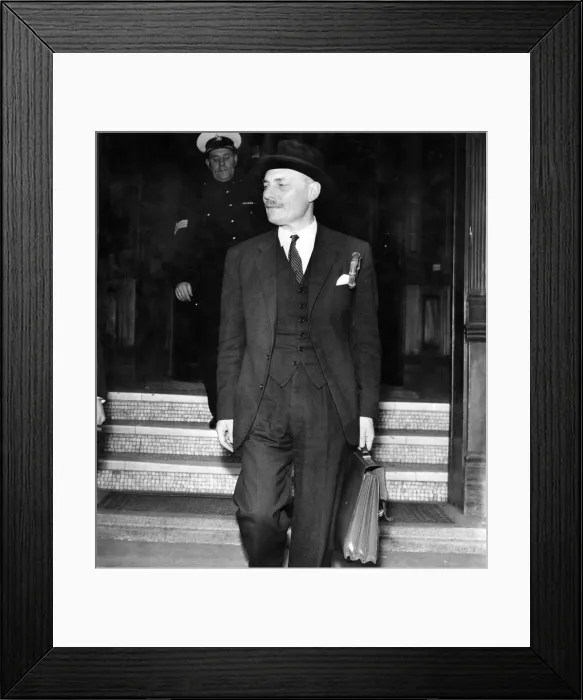 Framed Print : Conservative party politician Enoch Powell leaves the Exchange Hotel