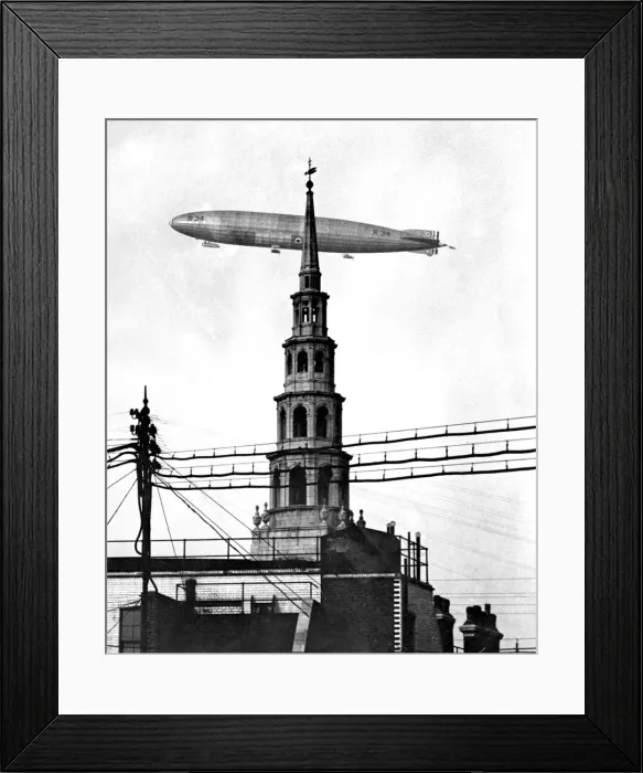 Framed Print : The great 34 airship, which left Pulham, Norfolk, where she landed after her