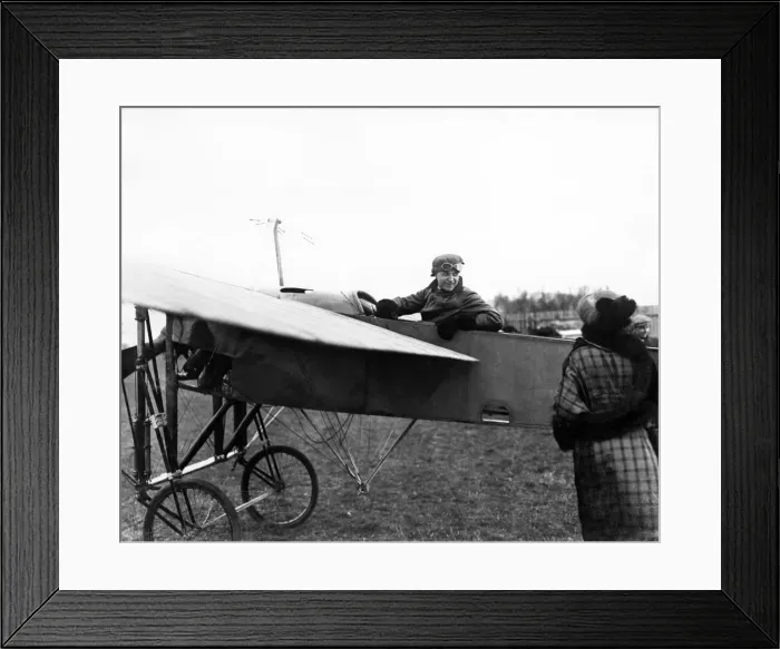 Framed Print : Pioneer British aviator Gustav Hamel pictured in a plane, circa 1913 Framed Print : Pioneer British aviator Gustav Hamel pictured in a plane, circa 1913