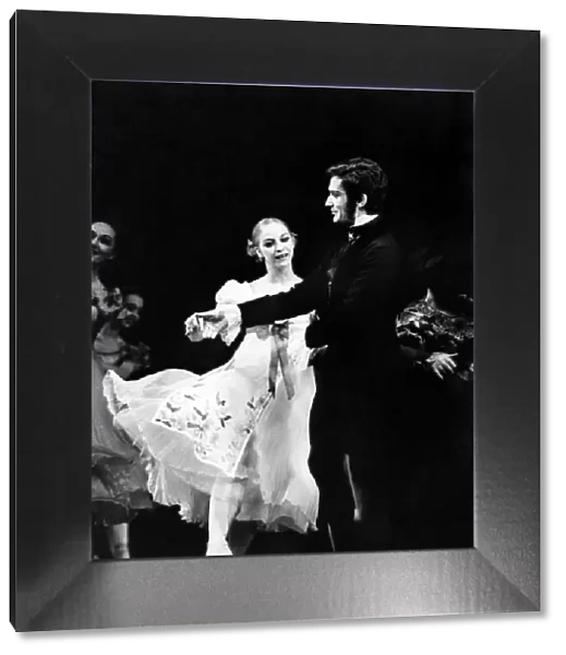 Heinz Clauss in the title role and Joyce Cuoco as Olga in the Stuttgart BalletOs