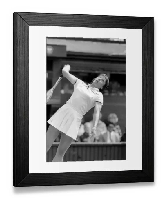 Framed Print : Wimbledon 1980: 2nd day. Navratilova vs. Kloss. Navratilova in action against Kloss